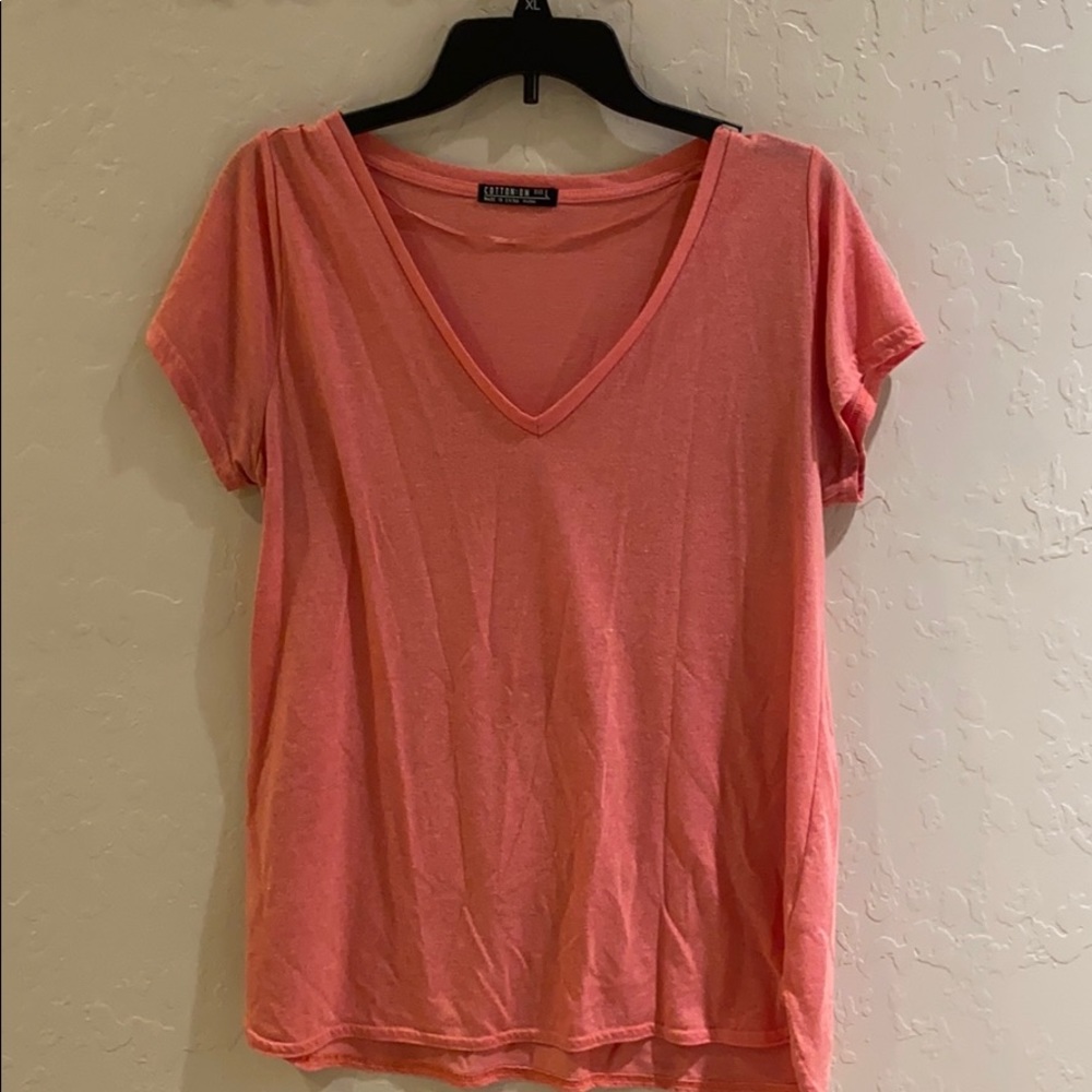 Cotton On Peach-Orange Colored V-neck Sz L